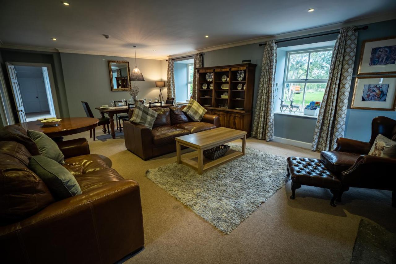 The Farmhouse, 6 Bed Property, 포레스 외부 사진