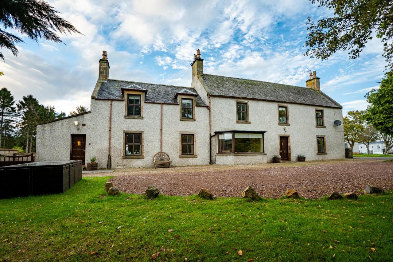The Farmhouse, 6 Bed Property, 포레스 외부 사진